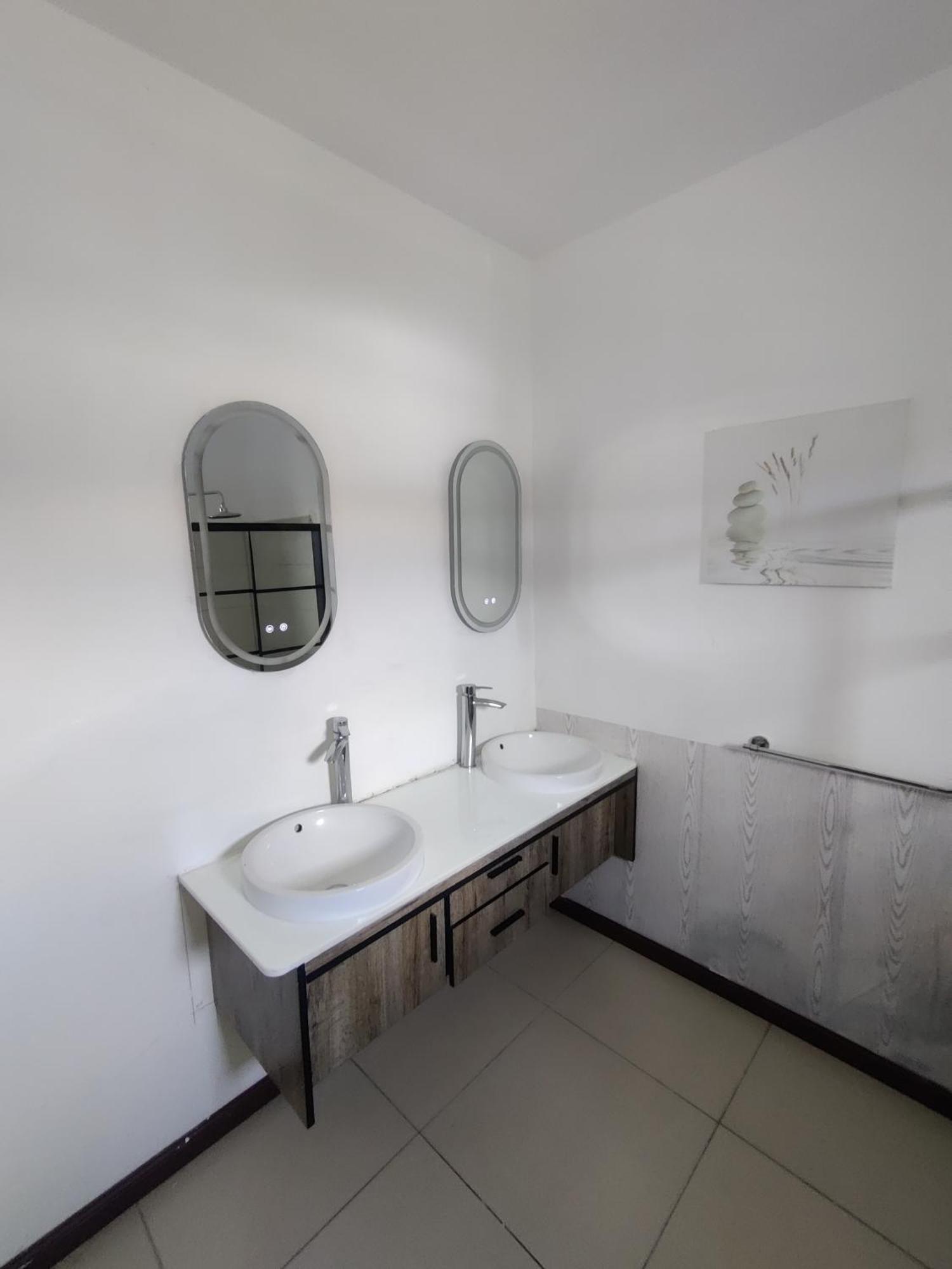 Grand Bay Luxury Villa With Pool & Garden Luaran gambar